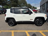 Used 2023 Jeep Renegade Trailhawk image 5