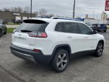 Used 2019 Jeep Cherokee Limited image 3
