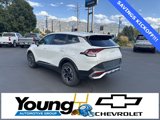 Used 2023 Kia Sportage LX image 5