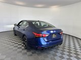 Used 2023 Nissan Altima 2.5 SR image 3