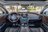Used 2018 Jaguar XJ R-Sport image 3