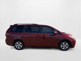 Used 2015 Toyota Sienna LE image 4