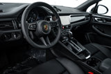 Certified 2025 Porsche Macan image 4