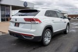 Used 2022 Volkswagen Atlas Cross Sport SE image 3