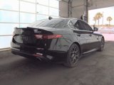 Used 2017 Alfa Romeo Giulia image 2