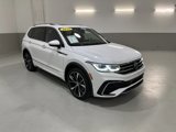 Used 2022 Volkswagen Tiguan SEL R-Line image 4