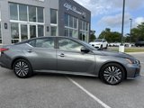 Used 2023 Nissan Altima 2.5 SV image 3