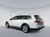 Used 2017 Volkswagen Golf Alltrack S image 4