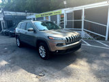 Used 2016 Jeep Cherokee Latitude image 2