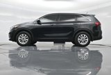 Used 2020 Kia Sorento LX image 6