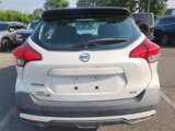 Used 2019 Nissan Kicks SR image 3
