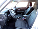 Used 2015 Kia Soul + image 4