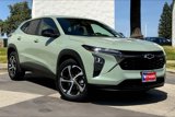 Used 2024 Chevrolet Trax RS w/ Sunroof Package image 2