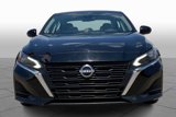 Used 2023 Nissan Altima 2.5 SV image 3