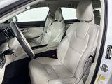 Used 2018 Volvo S90 T5 Momentum w/ Convenience Package image 5