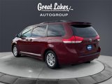 Used 2014 Toyota Sienna XLE image 3
