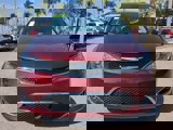 Used 2018 Chrysler Pacifica Touring-L w/ Advanced Safetytec Group image 3