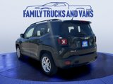 Used 2017 Jeep Renegade Latitude w/ Cold Weather Group image 2