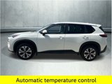 Used 2023 Nissan Rogue SV image 2