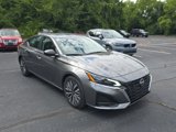 Used 2024 Nissan Altima 2.5 SV image 2