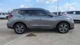 Used 2018 Nissan Rogue SL image 2
