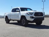Used 2023 Toyota Tacoma TRD Sport image 2