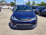 Used 2017 Chrysler Pacifica Limited image 4