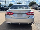 Used 2020 Toyota Camry SE image 5