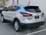 Used 2022 Nissan Rogue Sport SV w/ Technology Package image 4