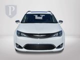 Used 2018 Chrysler Pacifica Limited image 2