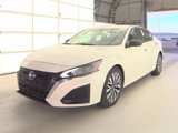 Used 2024 Nissan Altima 2.5 SV image 4
