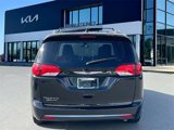 Used 2019 Chrysler Pacifica Touring-L image 5