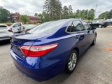 Used 2015 Toyota Camry SE image 5