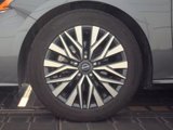 Used 2024 Nissan Altima 2.5 SV image 5