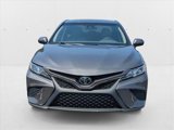 Used 2020 Toyota Camry SE image 2