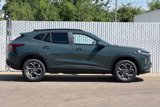 New 2025 Chevrolet Trax LT w/ LT Convenience Package image 3