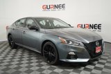Used 2022 Nissan Altima 2.5 SR w/ Midnight Edition Package image 2