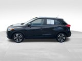 Used 2020 Nissan Kicks SV image 4