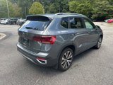 Used 2024 Volkswagen Taos SE image 5