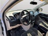 Used 2018 Dodge Grand Caravan SE w/ UConnect Hands-Free Group image 6
