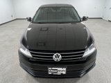 Used 2017 Volkswagen Jetta SE image 3