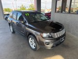 Used 2017 Jeep Compass Latitude image 4