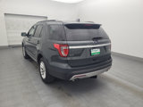 Used 2016 Ford Explorer XLT w/ Equipment Group 202A image 5