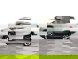 Used 2022 GMC Terrain SLT w/ Infotainment Package II image 5