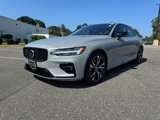 Certified 2025 Volvo S60 B5 Core image 2