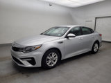 Used 2020 Kia Optima LX image 2