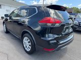 Used 2017 Nissan Rogue S image 4