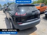 Used 2019 Jeep Cherokee Latitude w/ Popular Appearance Group image 4