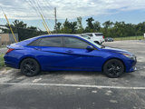 Used 2023 Hyundai Elantra SEL w/ Preferred Accessory Package image 4