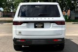 Used 2022 Jeep Wagoneer Series III w/ Flexible Seating Group image 4
